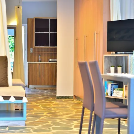 Hotel Peli 2*