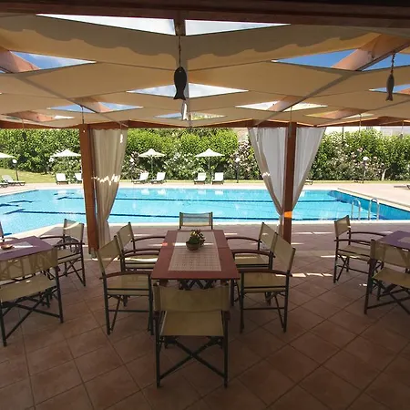 Peli Hotel