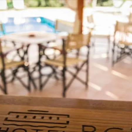 Peli Hotel